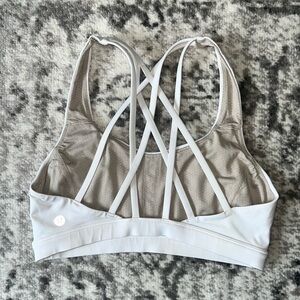 Lululemon Free To Be Serene Bra